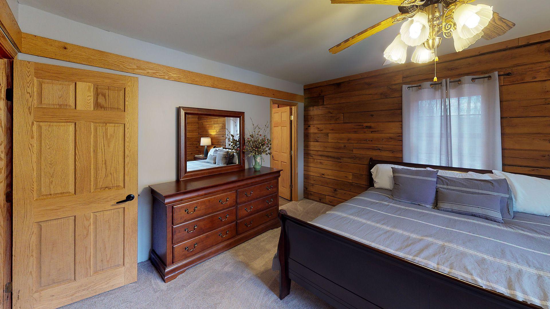 Slider Woodland Retreat Bedroom