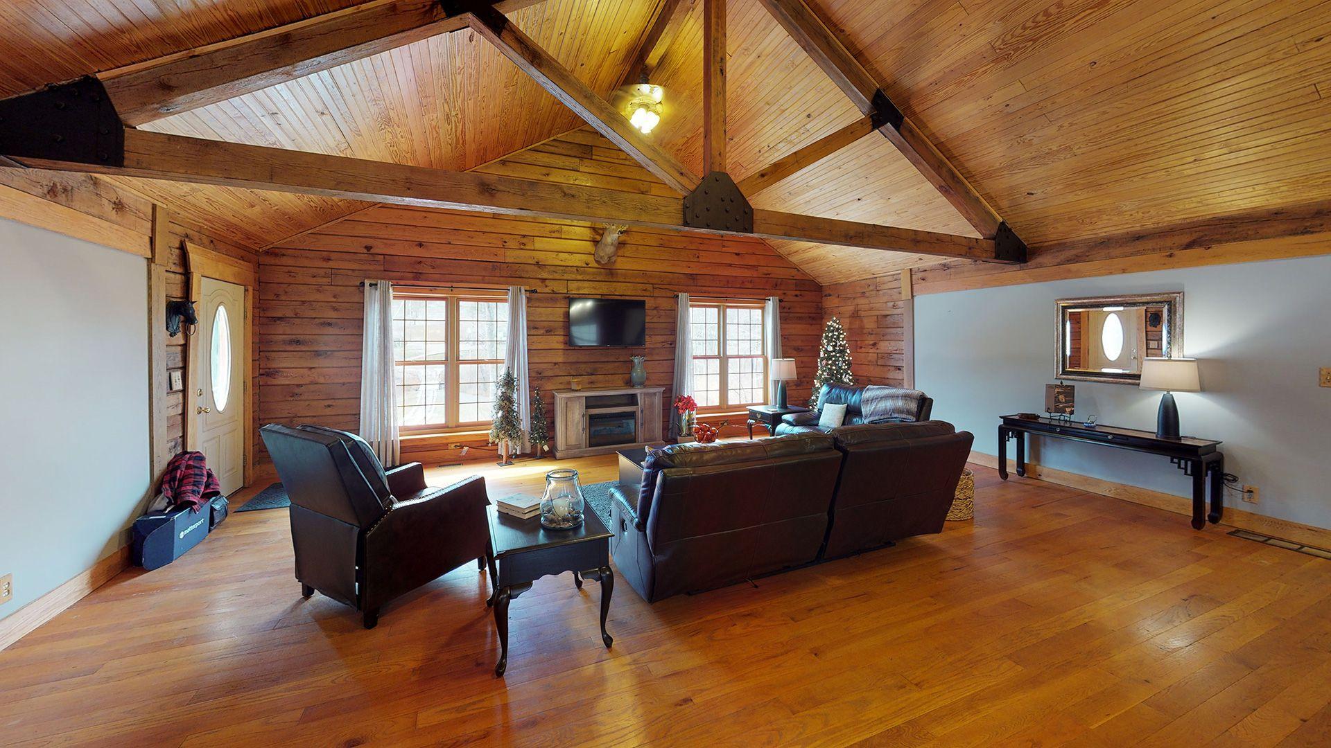 Slider Woodland Retreat Living Room