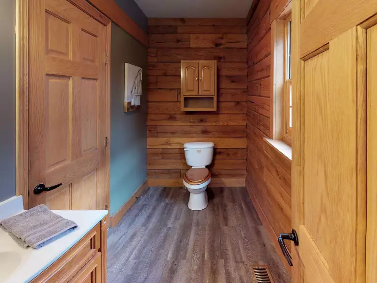 Hocking Hills Yurts and Cabins